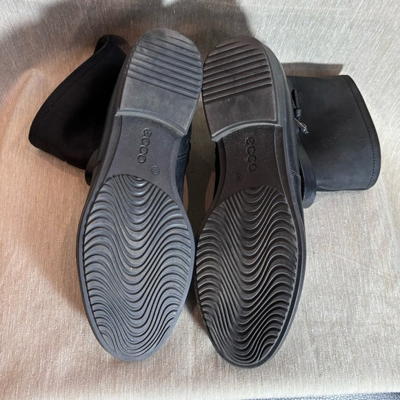 ECCO Sz 40 Smooth Leather Straps with Buckle Zipper Closure Flat Booties - Picture 8 of 9